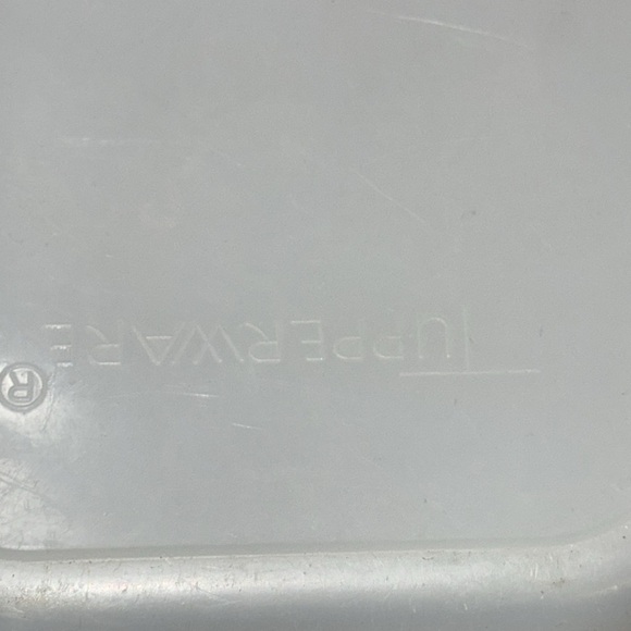 VTG Clear Tupperware Oval Food Storage (Ham) Container Bowl with Lid - Picture 11 of 14